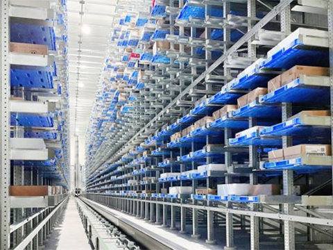 Fresh food wholesaler puts new deep-freeze warehouse into operation