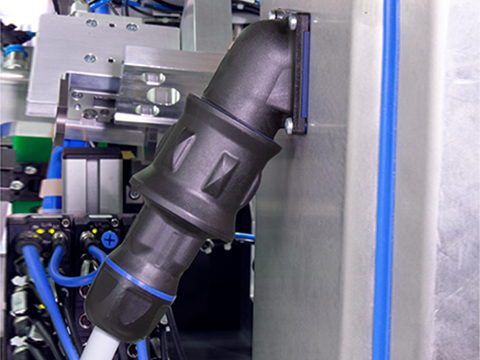 Connectors for food and beverage applications